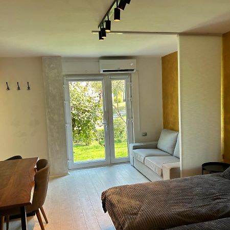 Apartment Gal Novo Mesto Exteriör bild
