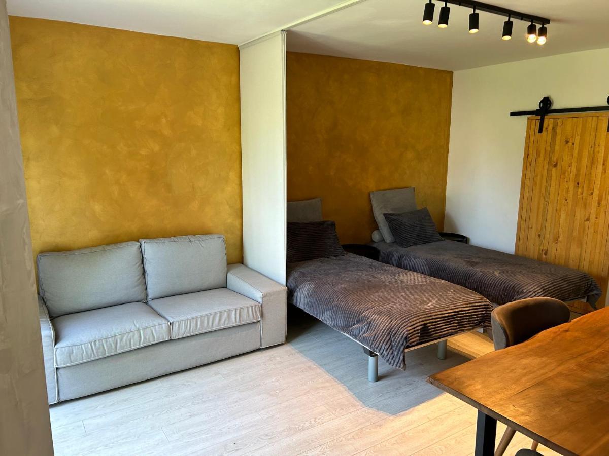 Apartment Gal Novo Mesto Exteriör bild